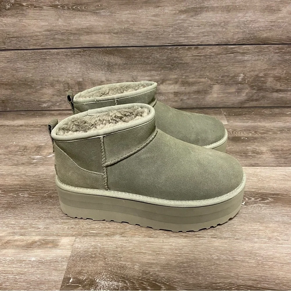 UGG | Ultra Mini Platform Boots In Moss Green Size 11 NEW